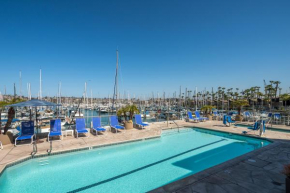  Bay Club Hotel and Marina  Сан Диего
